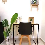 Large Near Train Station, Very Appartement Nîmes